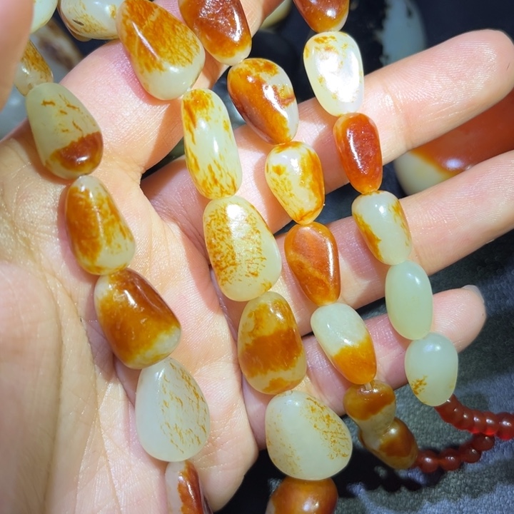 和田玉未镶嵌珠宝奇石