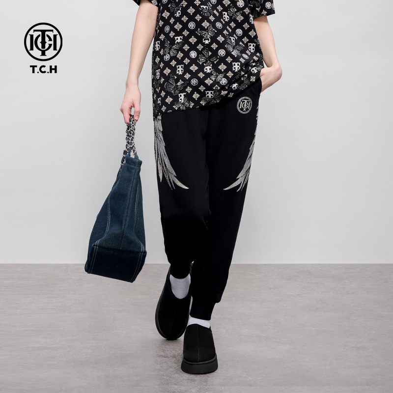 TCH轻奢烫钻翅膀黑色休闲百搭束脚直筒休闲裤T75A206047私服tch