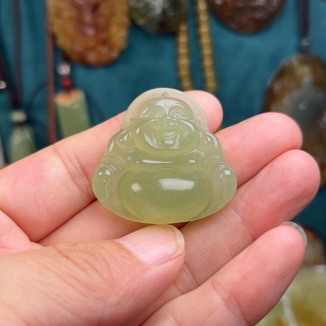 未镶嵌蛇纹石玉颈饰