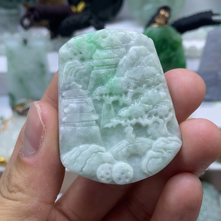 翡翠颈饰未镶嵌缅甸A货翡翠