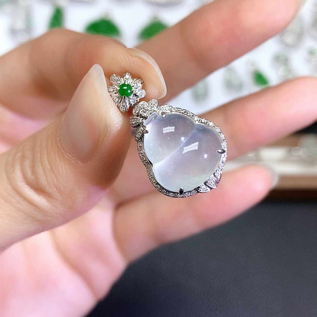 翡翠18K金镶嵌吊坠(不含链)