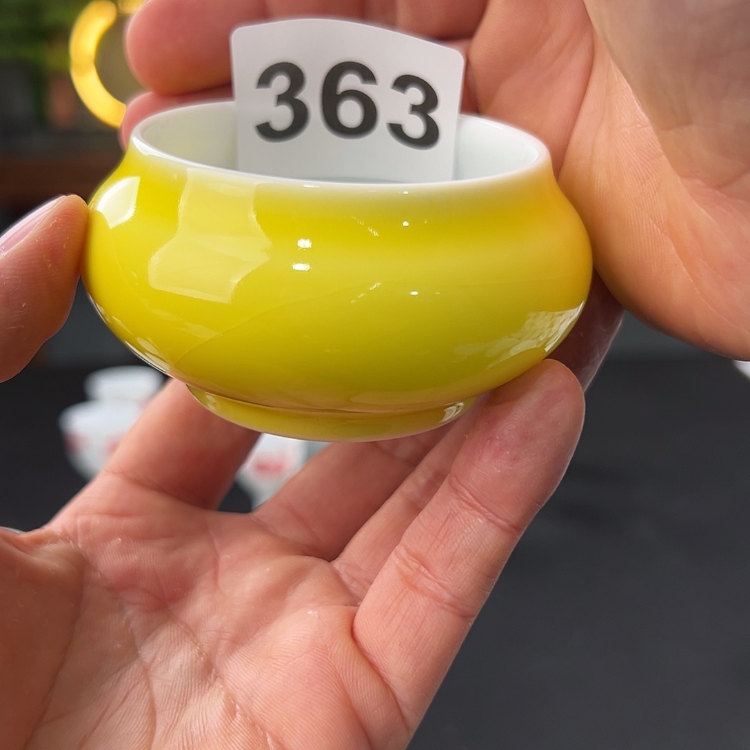 柴窑柠檬黄笔洗开片