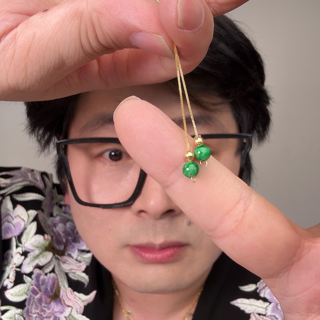 翡翠18K金镶嵌颈饰一对