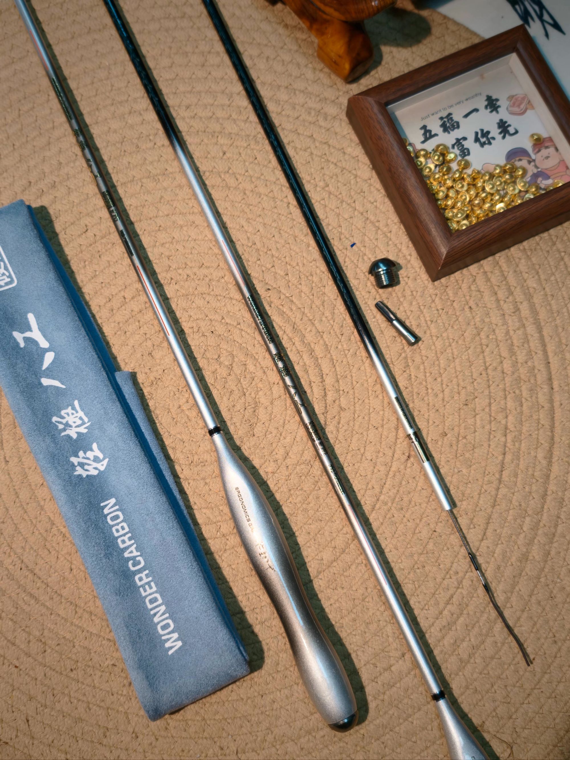 【阿福】新品 轻极八工 超细超轻高碳46T休闲野钓28调すごい高碳台钓竿