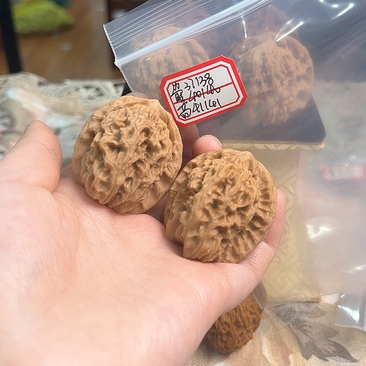 文玩核桃把件非嫁接马老四