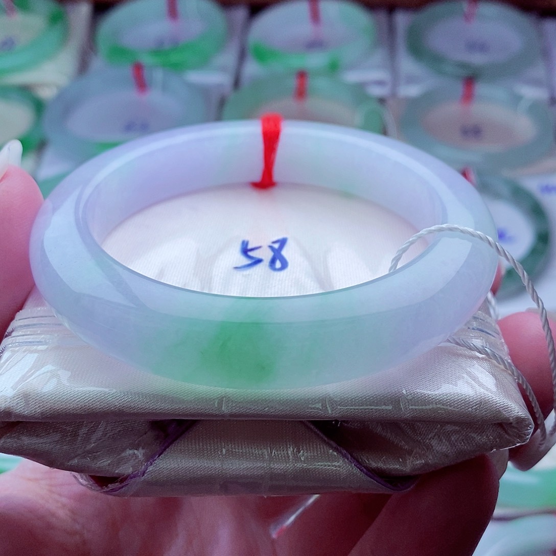 翡翠未镶嵌手镯522翠绿紫罗兰厚装大气春带彩