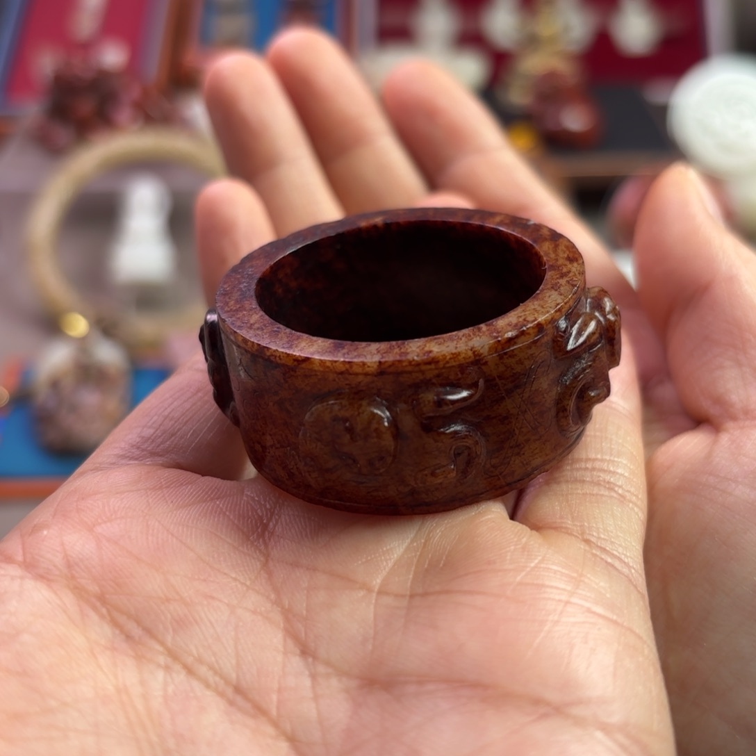 慧***和颈饰未镶嵌和田玉吊坠手把精美用品