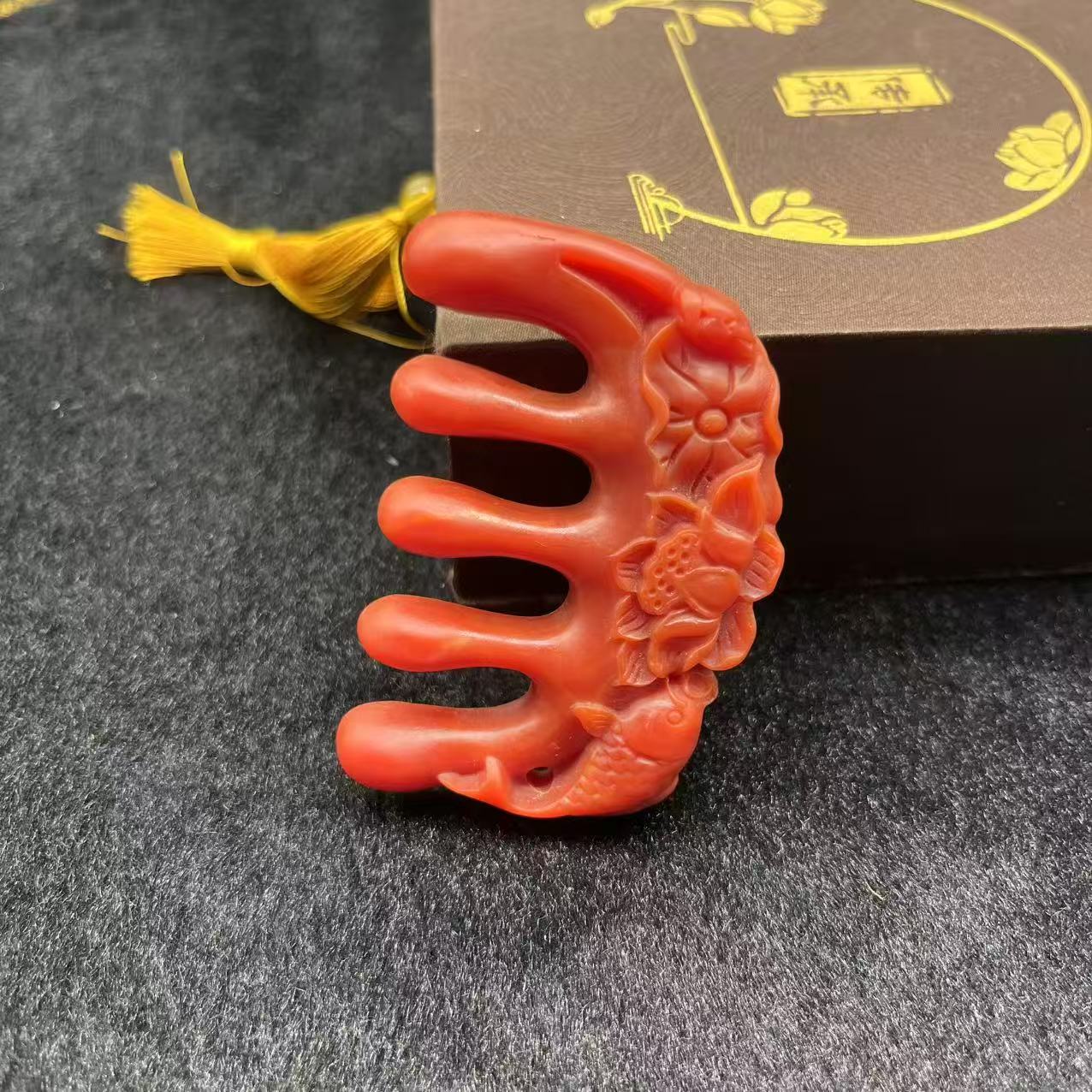 【百世璀璨 尽耀光芒】血龙池梳子KC926