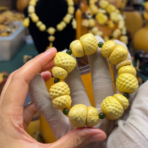 红*蛋啊噜噜噜噜噜垃圾咯啦咯现在