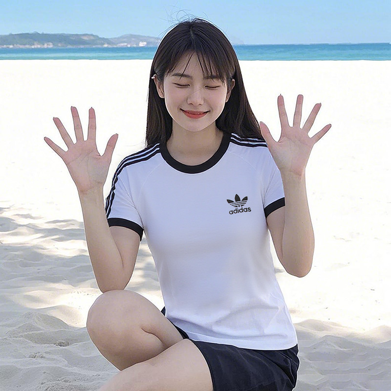 adidas阿迪达斯三叶草情侣短袖T恤男女装新款休闲透气半袖运动服