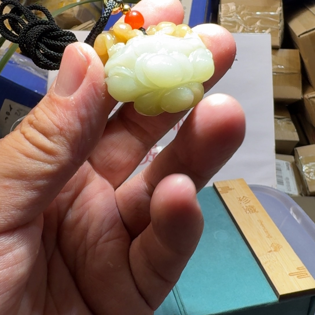 和田玉（糖玉）未镶嵌颈饰