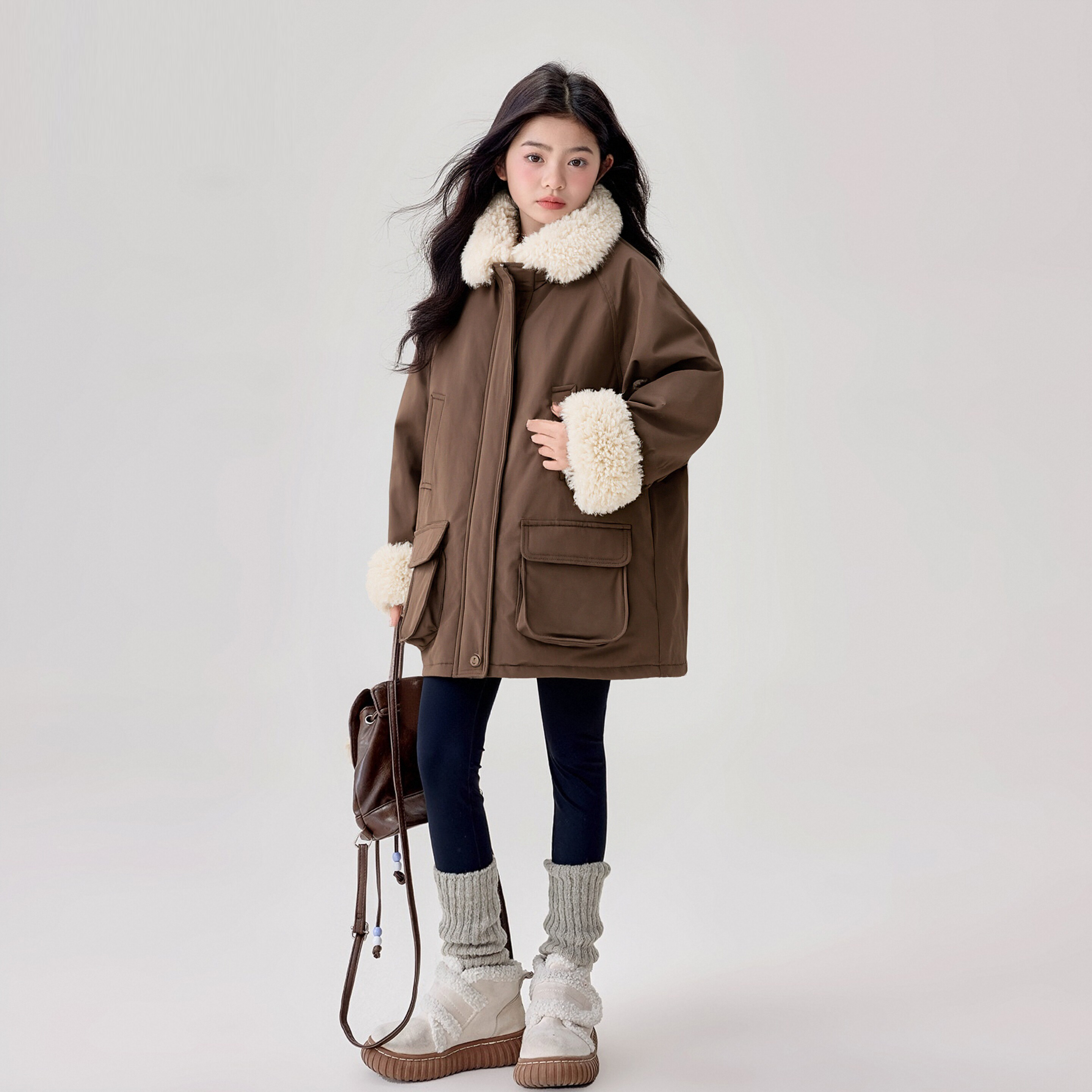 25WT237女童2025冬季新款加绒外套青少年棉服大童时尚冬装厚款