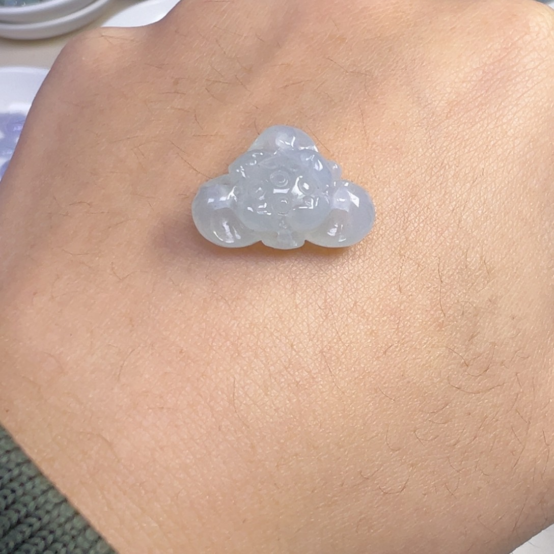 翡翠散珠厚妆肥花花一朵