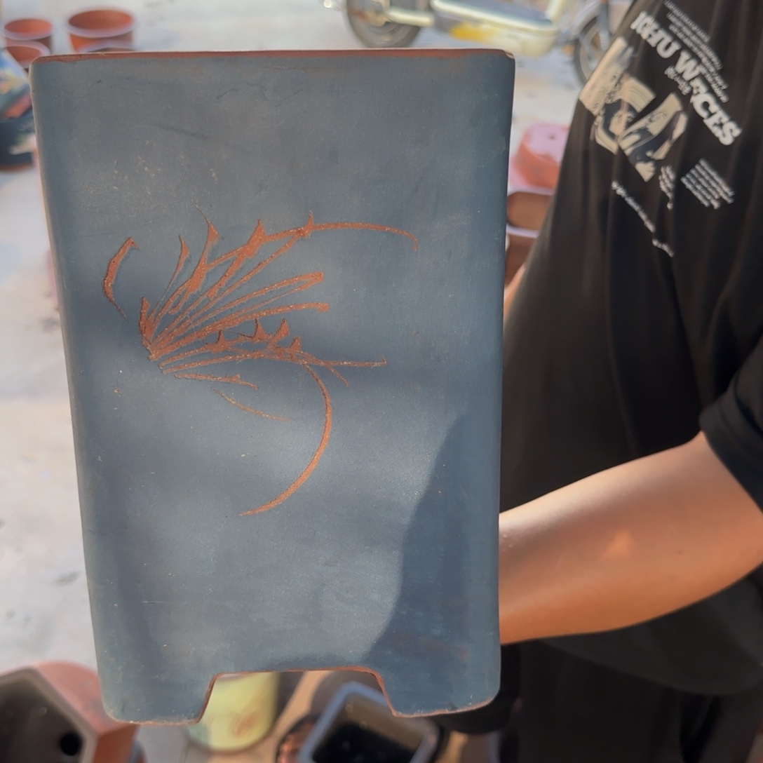 紫砂花盆瑕疵和瑕疵