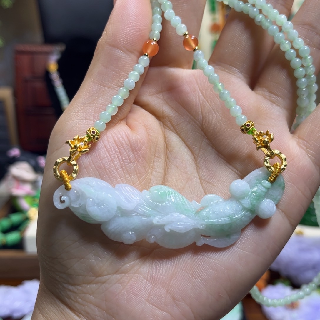 翡翠未镶嵌颈饰天然翡翠