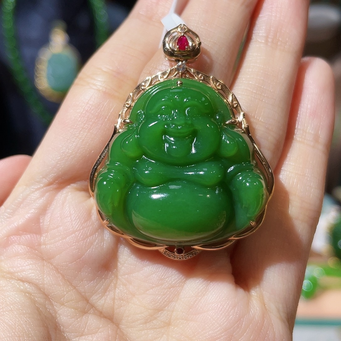 和田玉（碧玉）18K金镶嵌颈饰