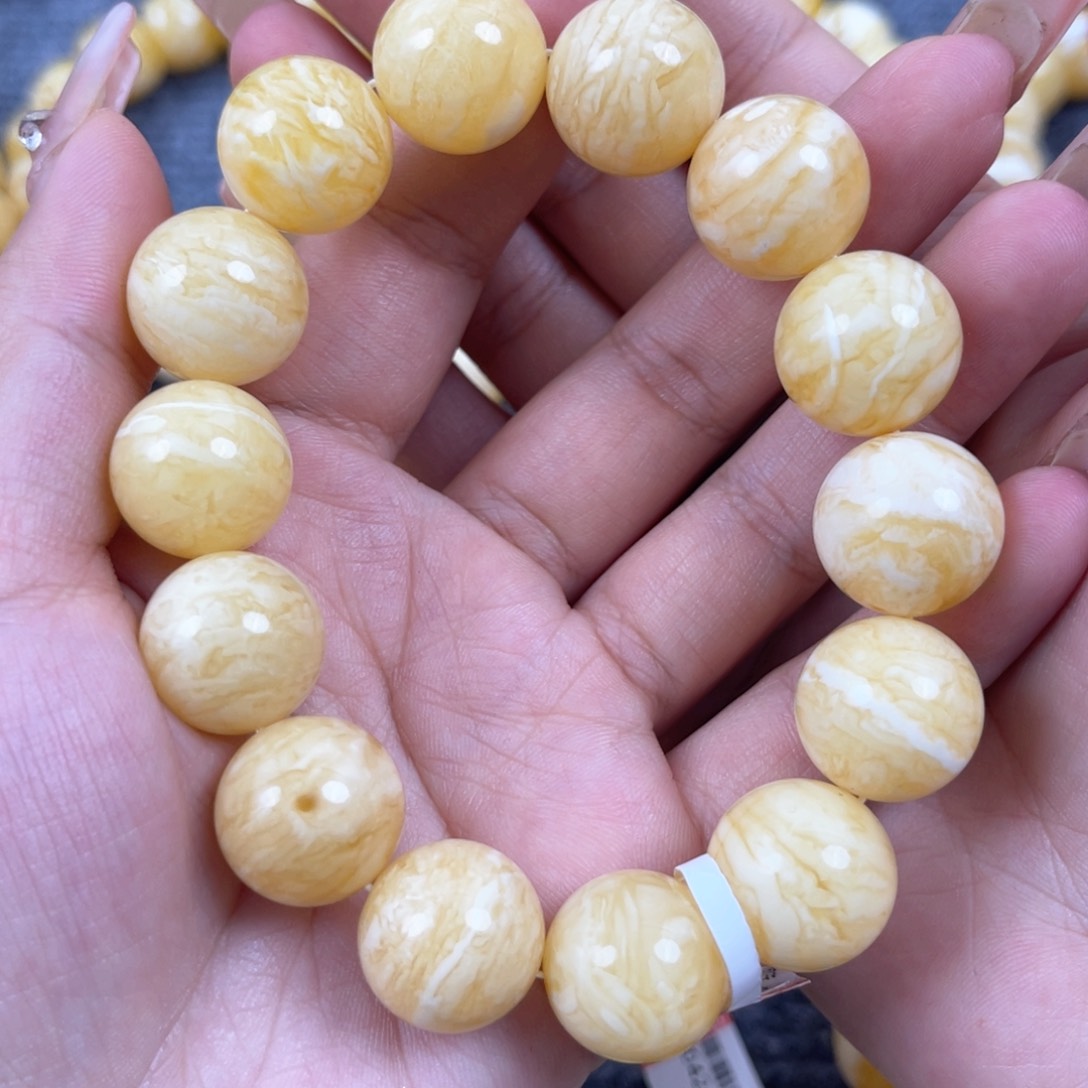 琥珀裸石未镶嵌尺寸16