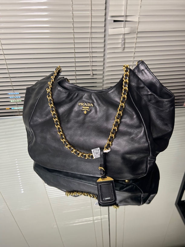 95新 Prada/普拉达 黑金垃圾袋