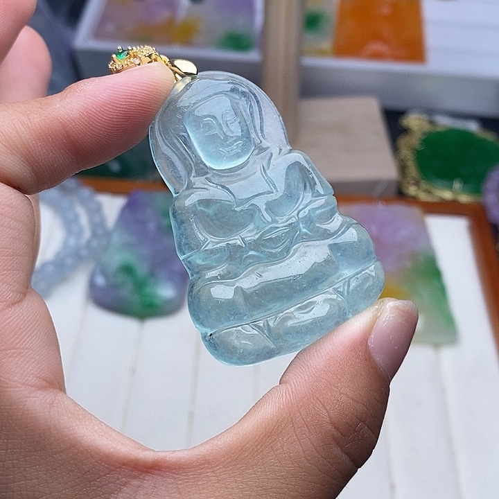 翡翠未镶嵌颈饰170手串