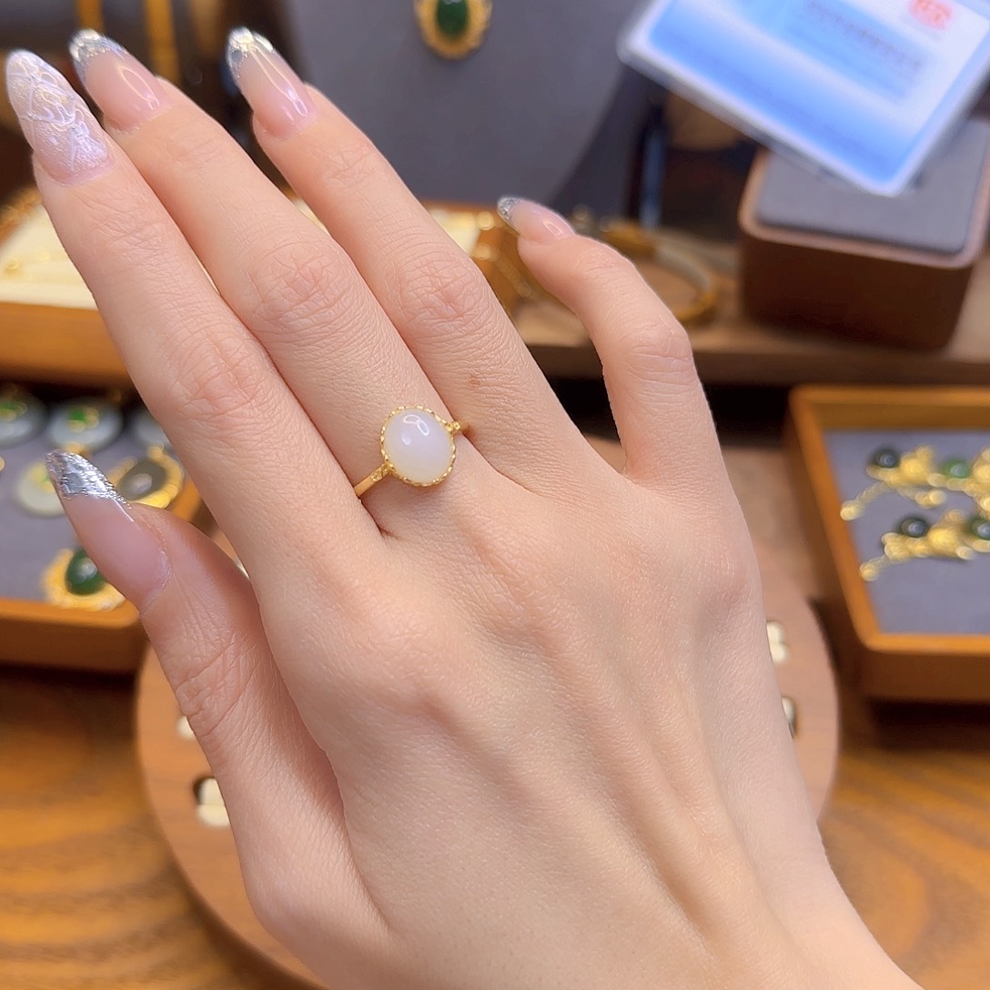 和田玉戒指银S925镀金镶嵌