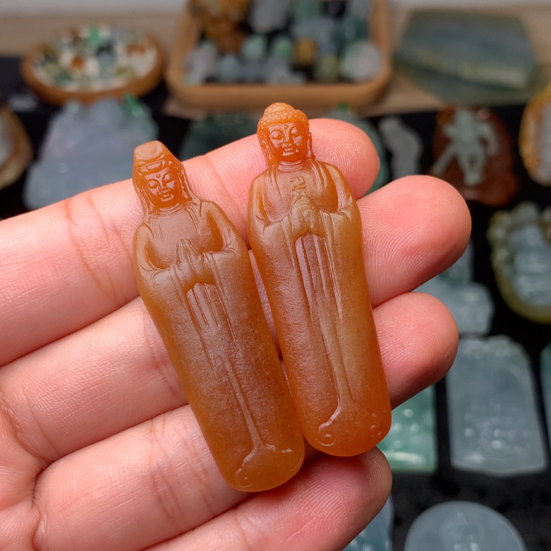 定制翡翠未镶嵌英*?观音