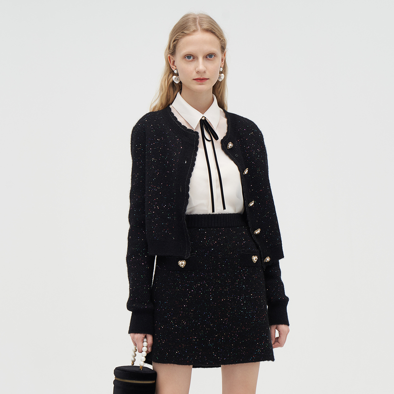 【粉丝专属】Caroline 商场同款冬季新款绵羊毛毛针织衫C662101Z