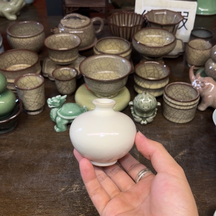 青瓷微瑕浮力特价