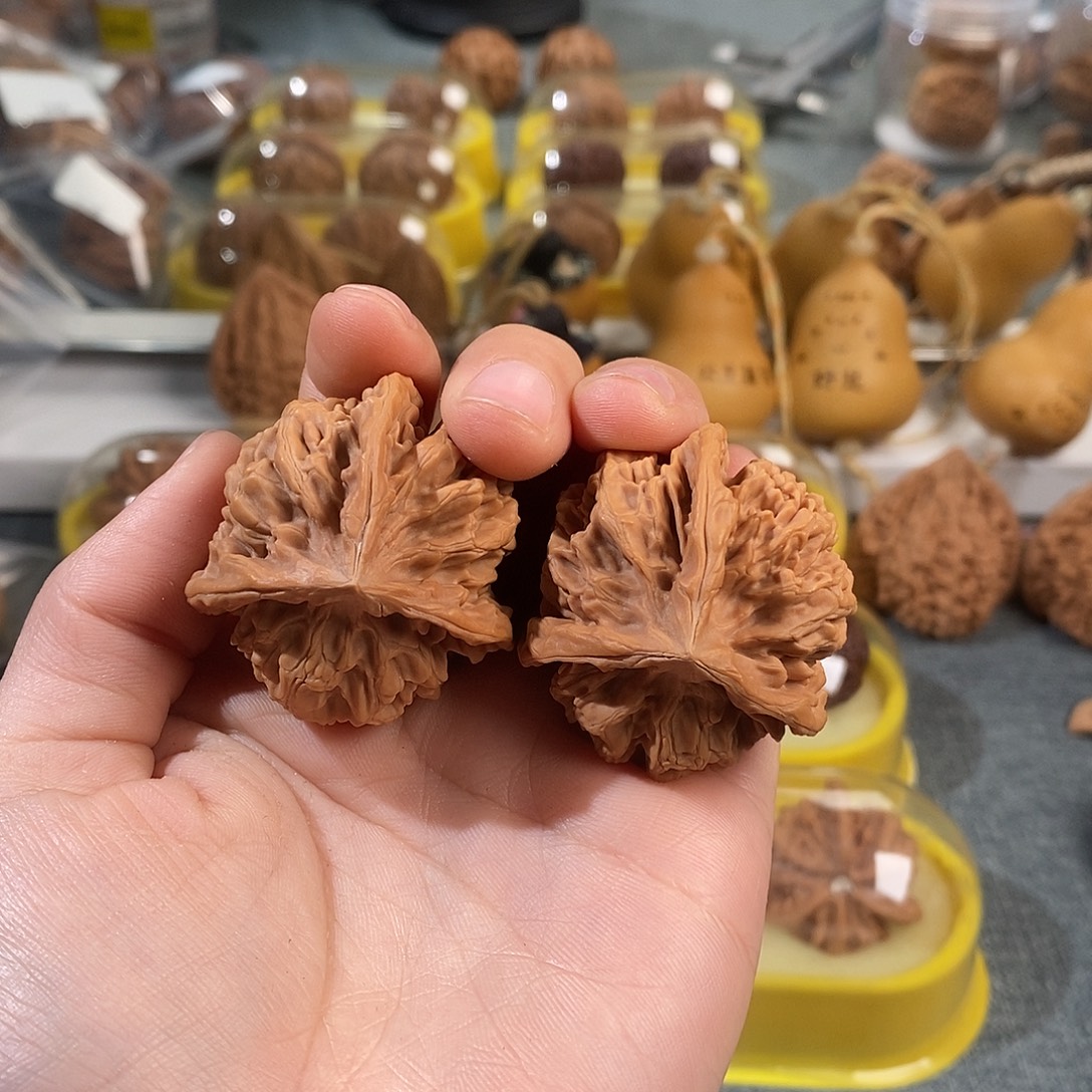 吊坠文玩核桃17号微修帝王三棱42尺