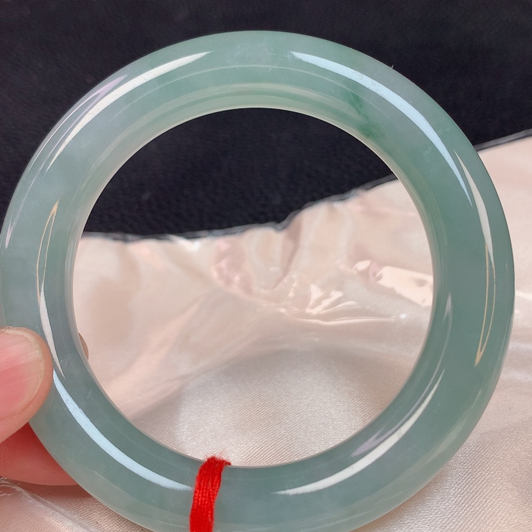 翡翠手镯未镶嵌57 翡翠手镯