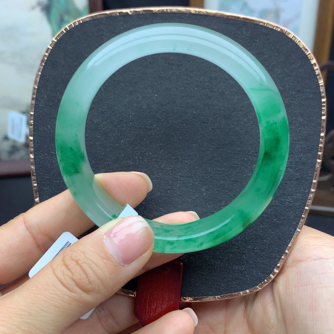 石英质玉手镯未镶嵌水**荷