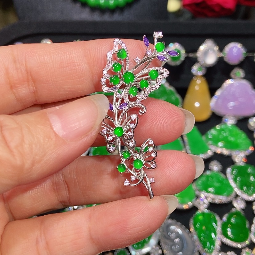 【闪购商品】翡翠颈饰未镶嵌天然翡翠