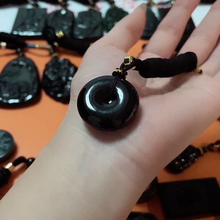 翡翠颈饰未镶嵌@*@翡翠吊坠