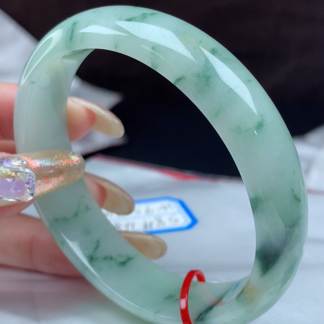 翡翠手镯（贵妃镯）未镶嵌95241，