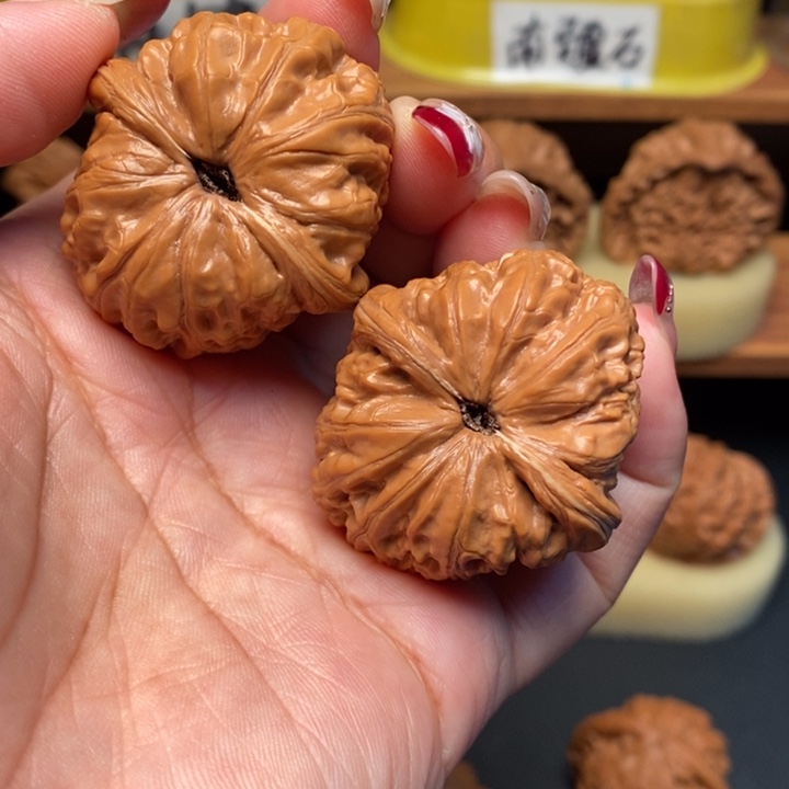 文玩核桃吊坠41全品元宝