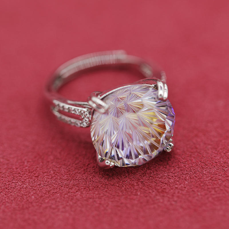   简约气质时尚戒指T142