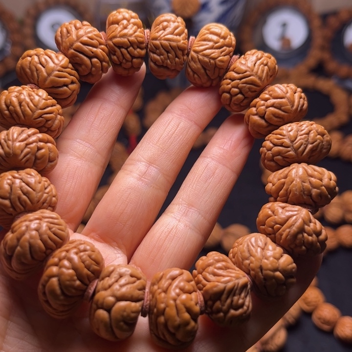 5***7桃核吊坠秦岭桃核手串