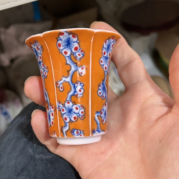 瓷片景德镇陶瓷杯子。红。