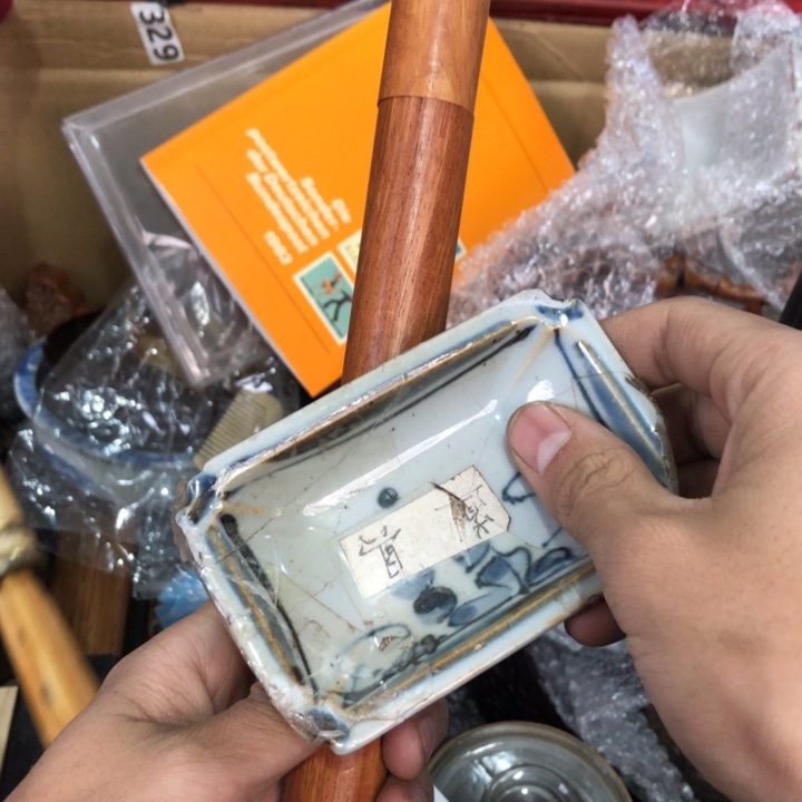 陶瓷孤品单件车里拍