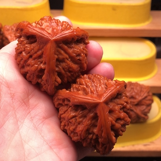 文玩核桃吊坠雪****8核桃