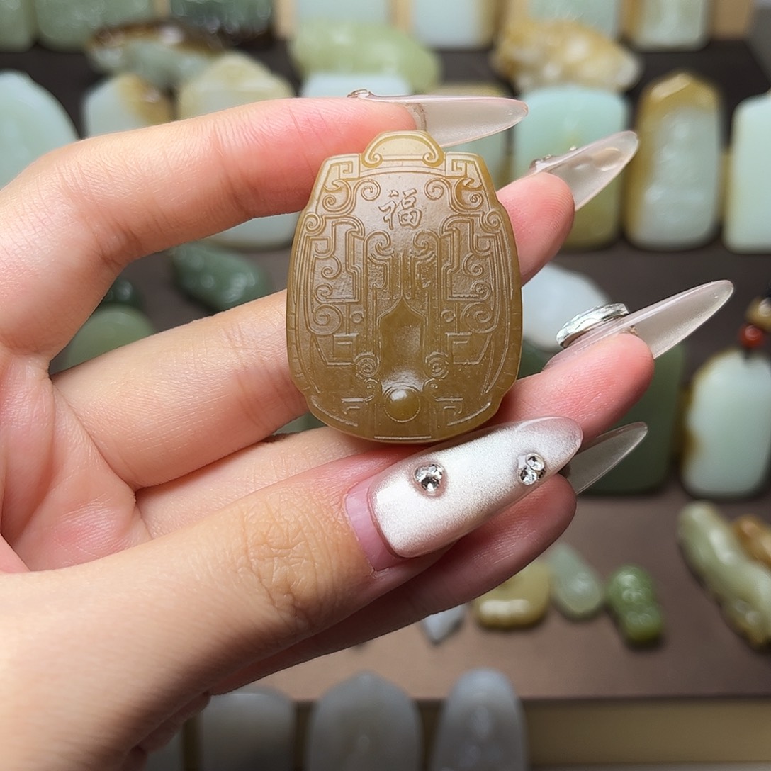 和田玉颈饰未镶嵌贰*1