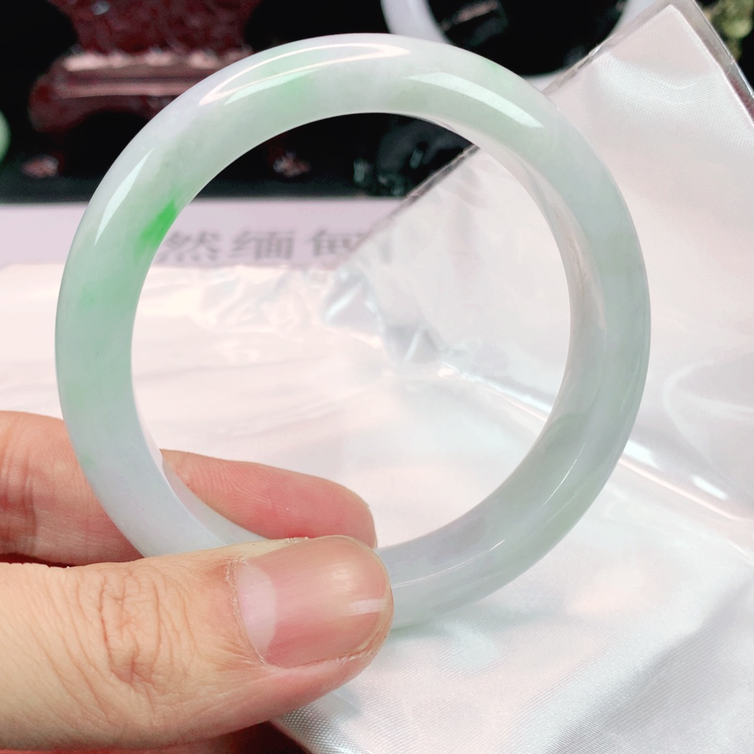 翡翠手镯未镶嵌56 圈天然缅料翡翠A货翡翠时尚女款手镯