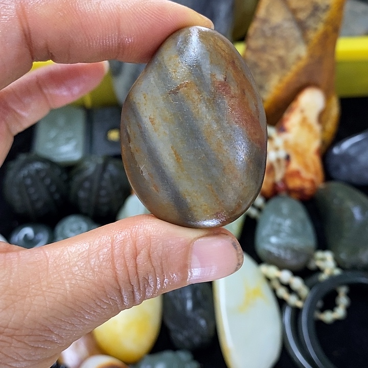 和田玉（糖玉）未镶嵌挂件