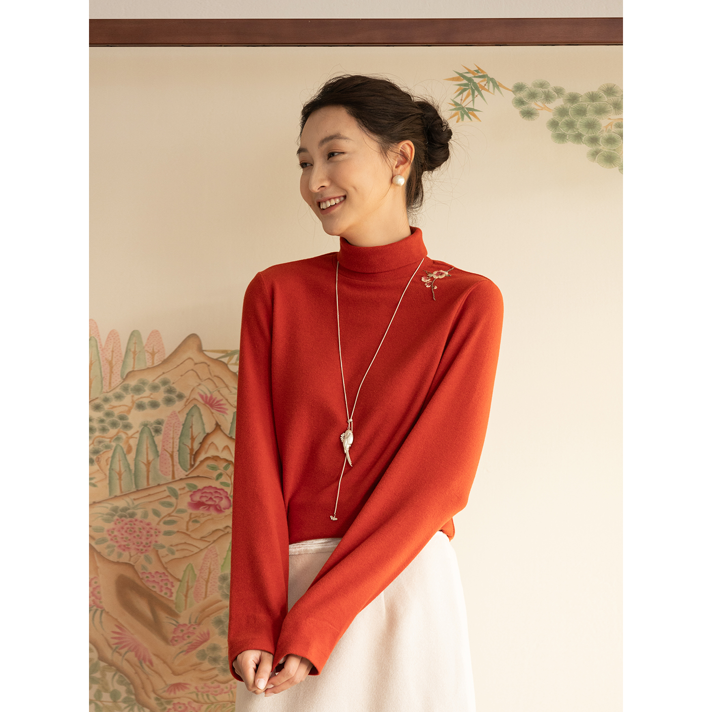 牧衣游原创棉混纺手工刺绣T恤简约纯色舒适打底长袖高领上衣 霞落