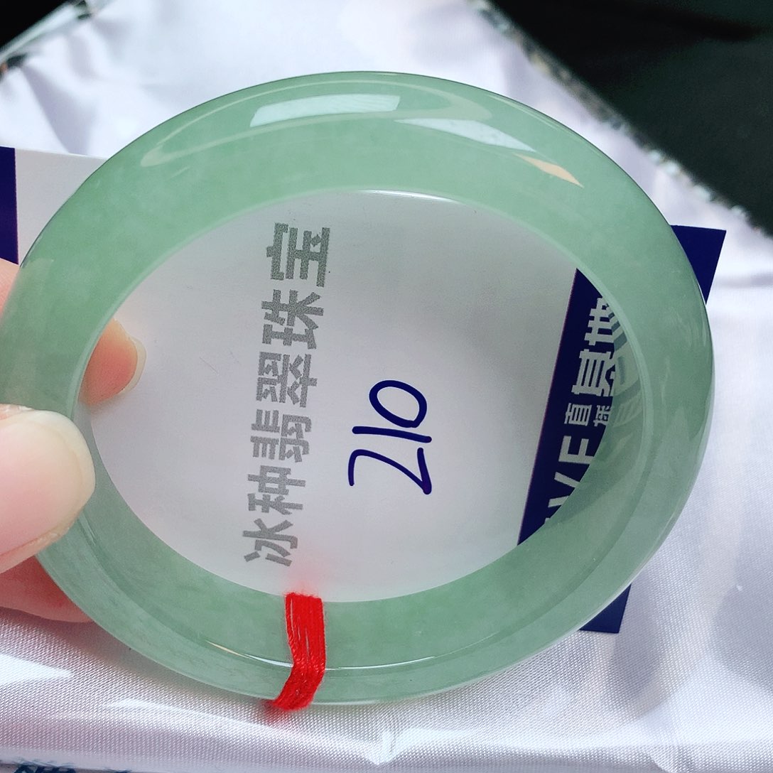 翡翠手镯未镶嵌缅甸天然A货翡翠手镯