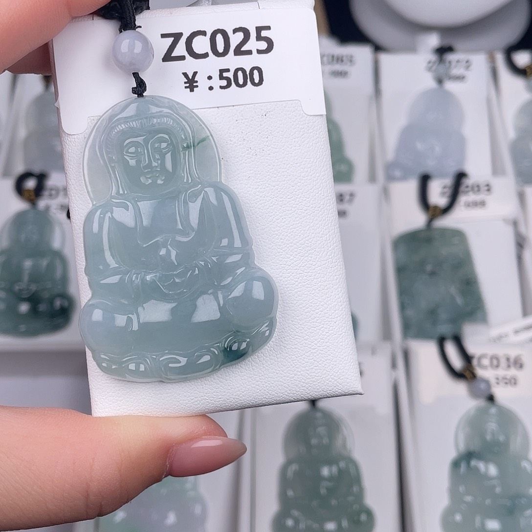 翡翠未镶嵌颈饰zc025