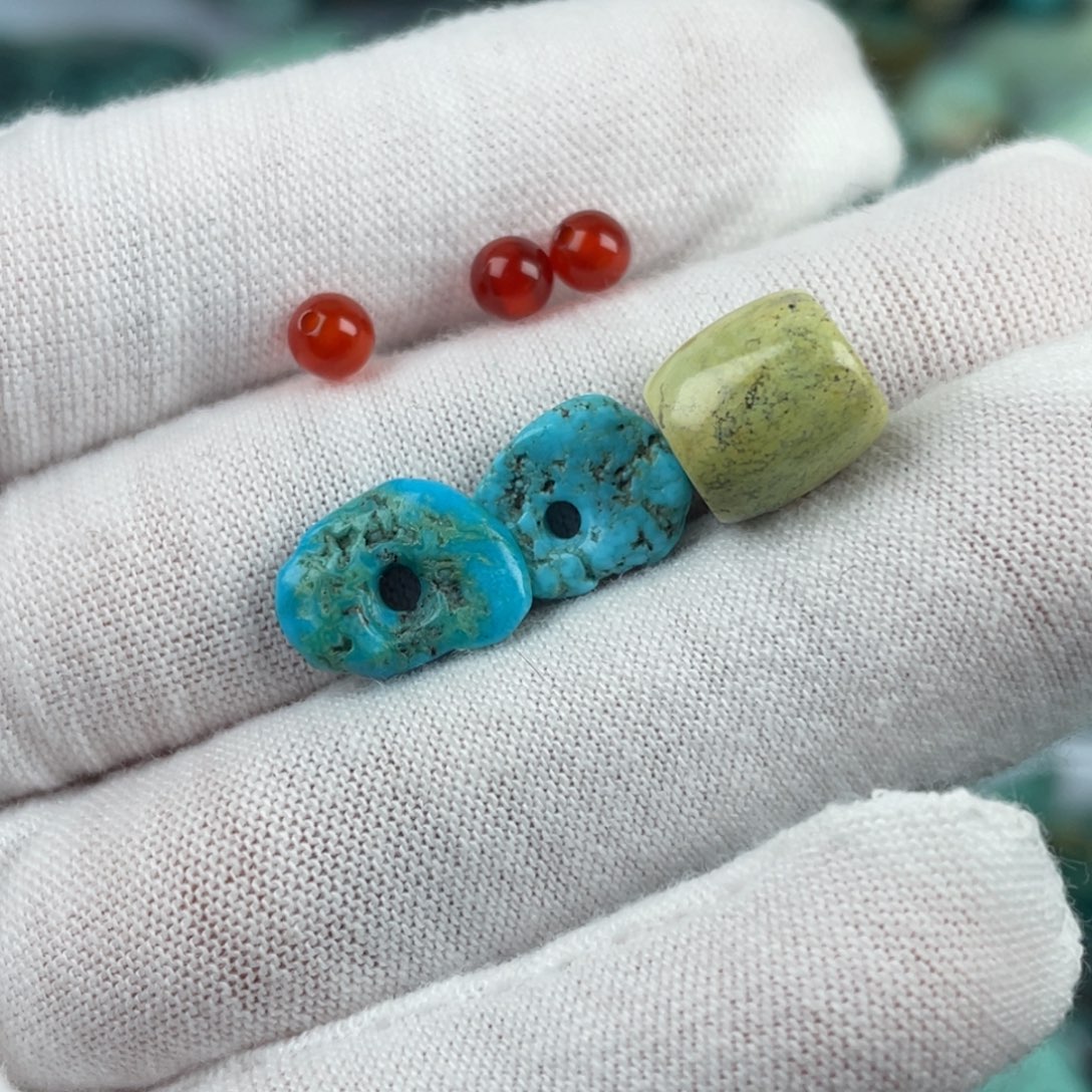 南红玛瑙未镶嵌配饰瑕疵