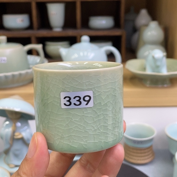 杯子微瑕仿古绿釉扳指杯