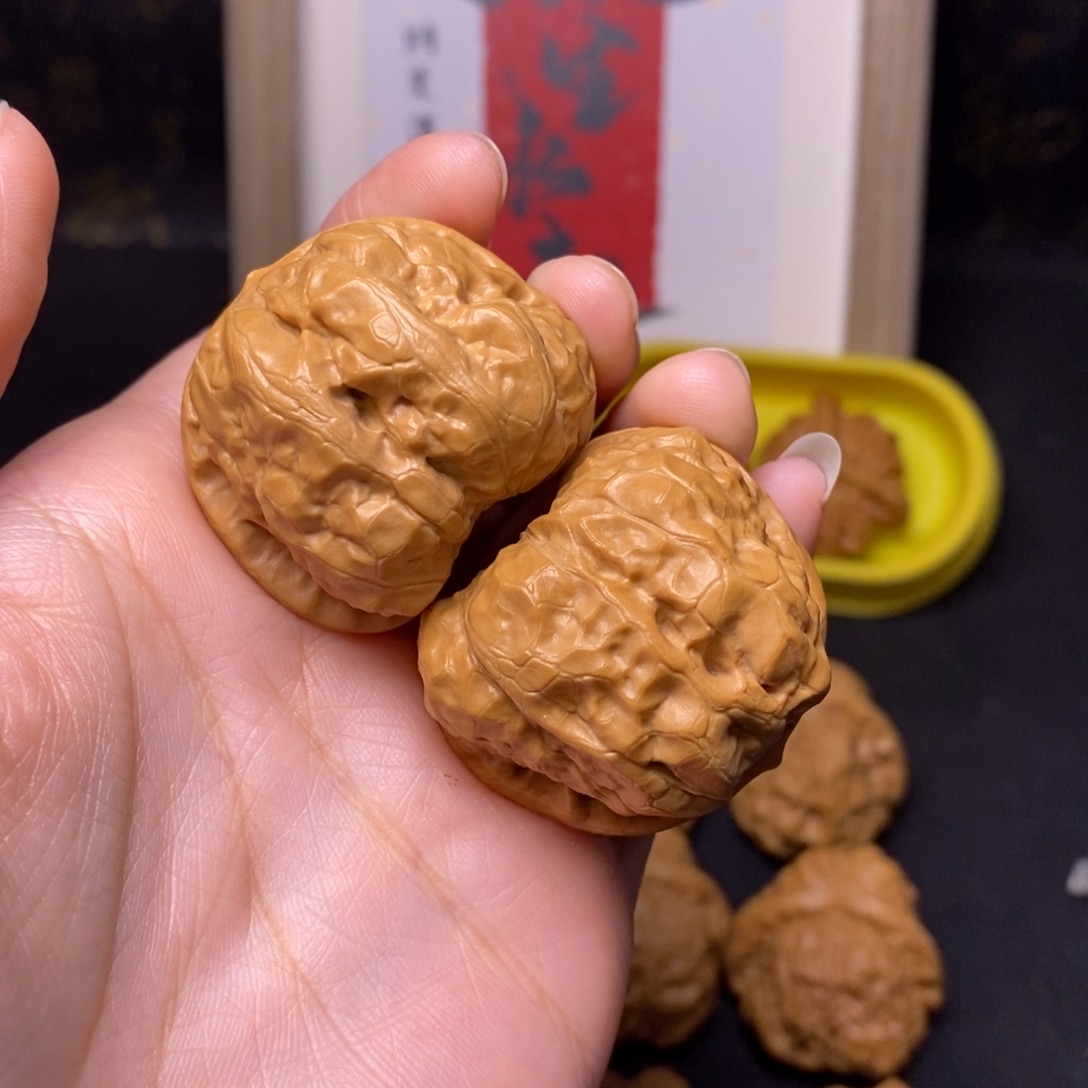 郑***川文玩核桃吊坠蛤蟆39