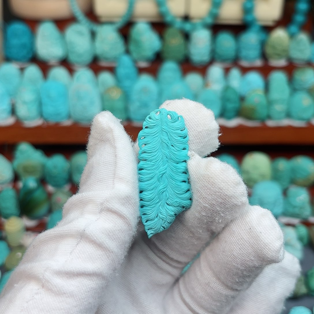 绿松石配饰未镶嵌