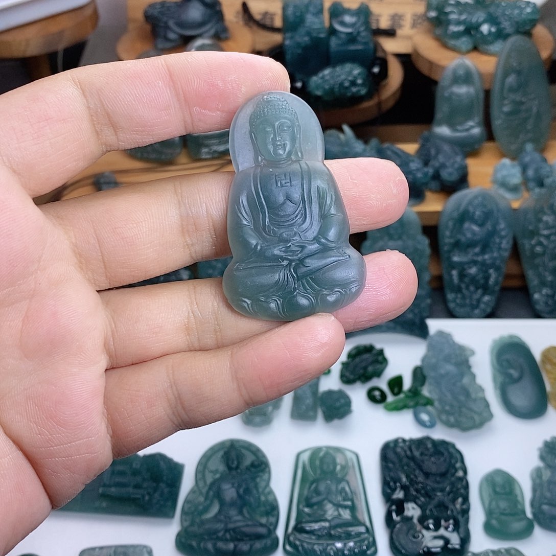 定制翡翠未镶嵌大日